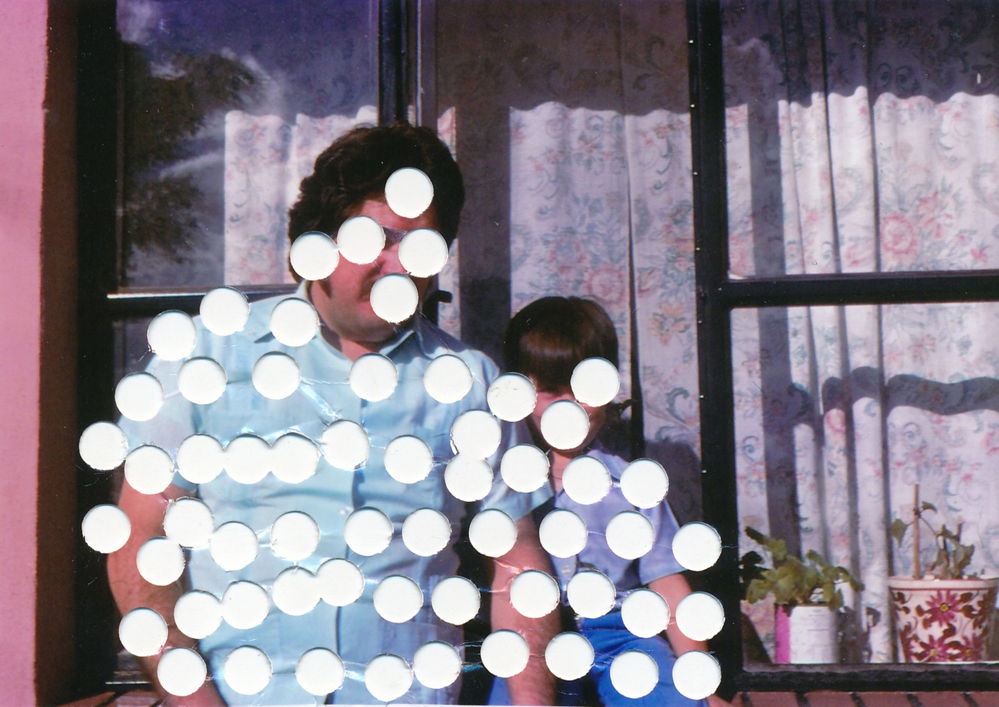 Existe lo que tiene nombre: Contemporary Photography in Mexico