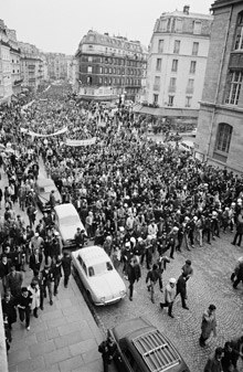 Protest in Paris 1968: Photographs by Serge Hambourg