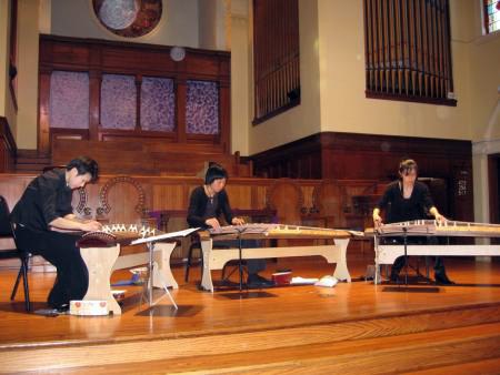 New and traditional compositions for koto by Lantana
