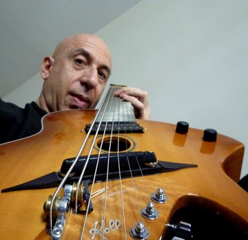 Elliott Sharp performs Octal